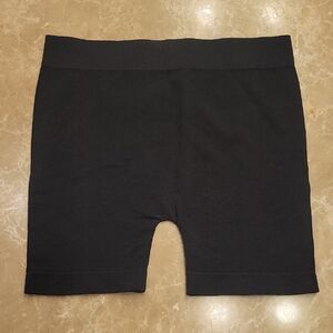 Uniklar Stylish Black Booty Shorts, OS